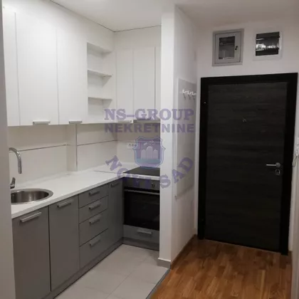 Cara Dušana | 4zida.rs