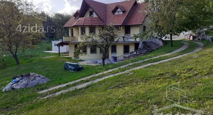 Kuća | 4zida