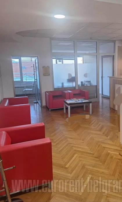 TRG REPUBLIKE | 4zida.rs