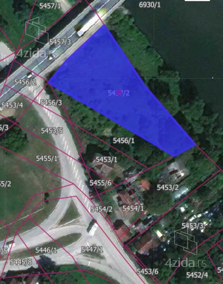 Građevinsko zemljište | 4zida