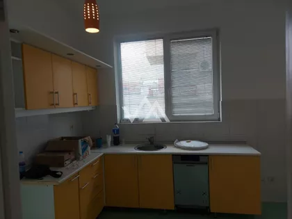 Miće Orlovića | 4zida.rs