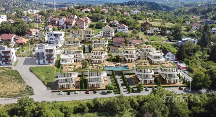 Petosoban stan | 4zida