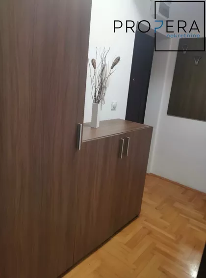 Trg Kralja Aleksandra Ujedinitelja | 4zida.rs