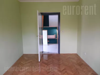 BANOVO BRDO | 4zida.rs