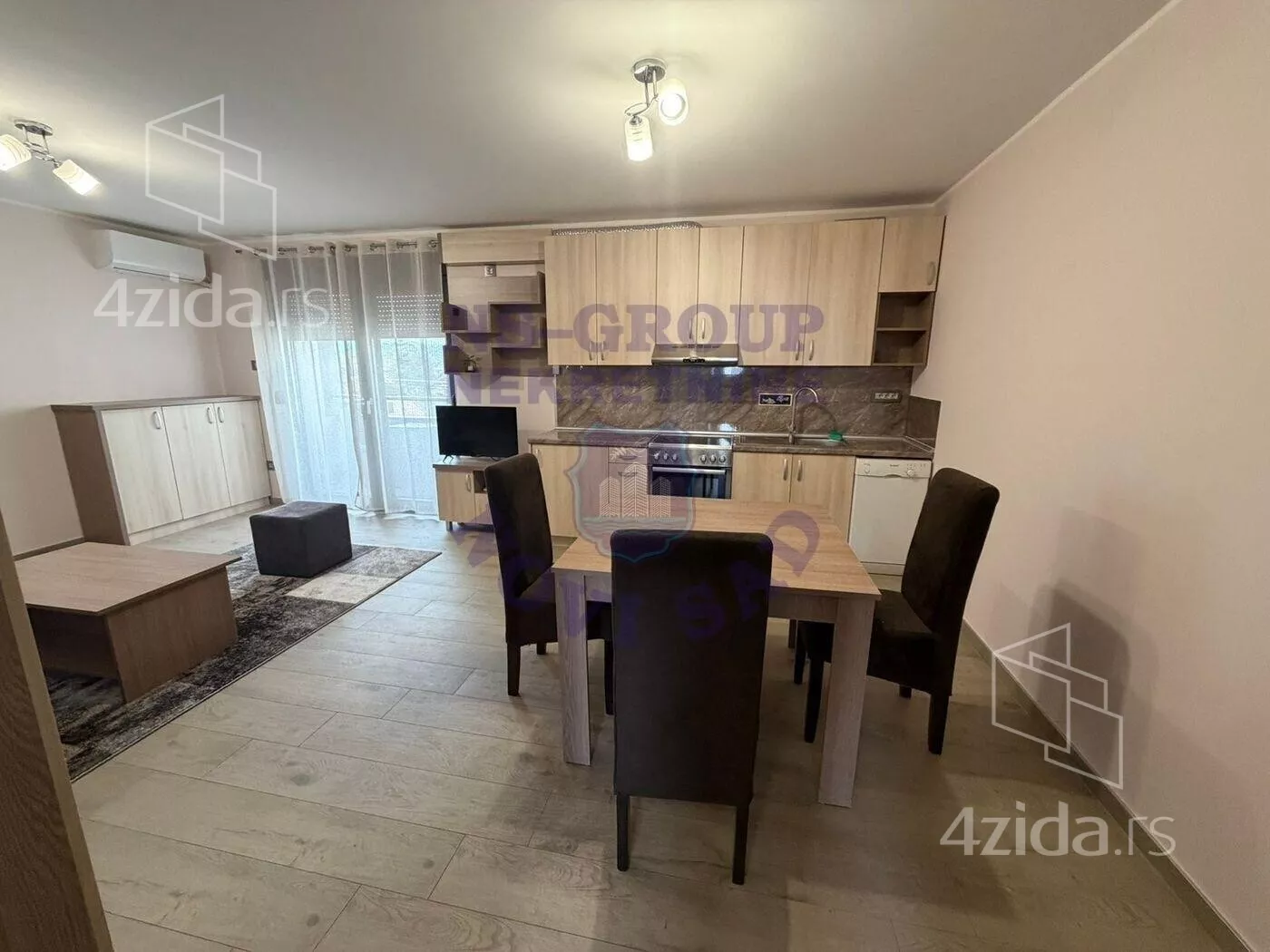 Jednoiposoban stan | 4zida