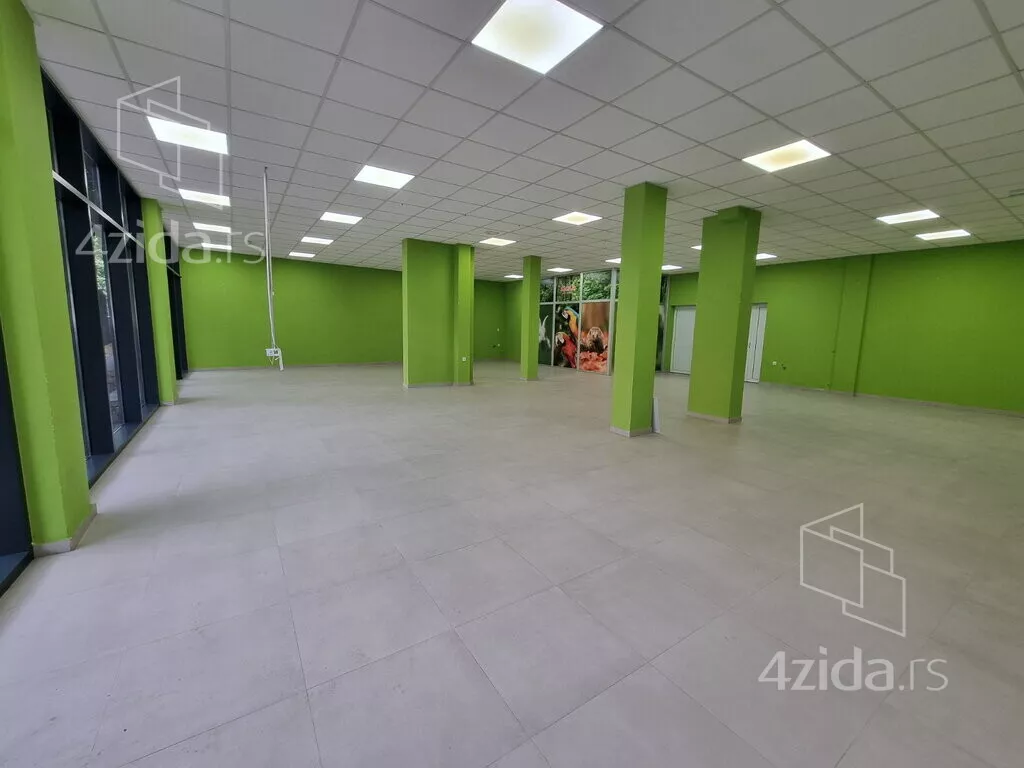 Poslovni prostor | 4zida