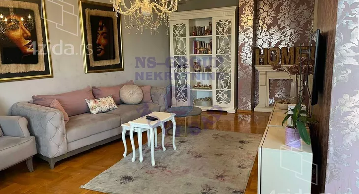 Četvoroiposoban stan | 4zida