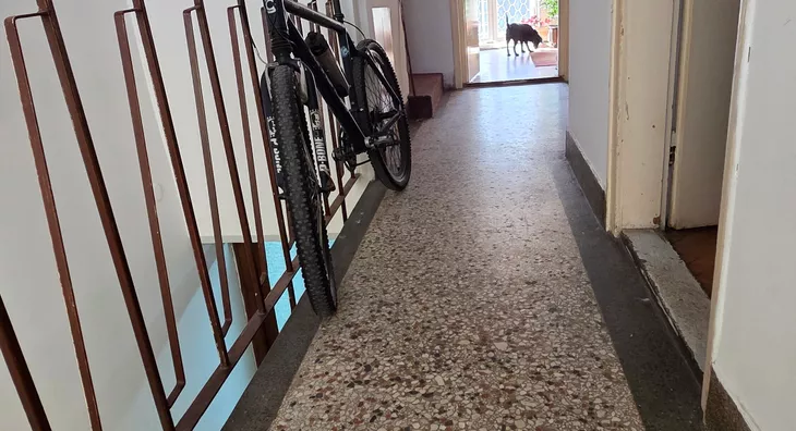 Sedmosoban stan | 4zida