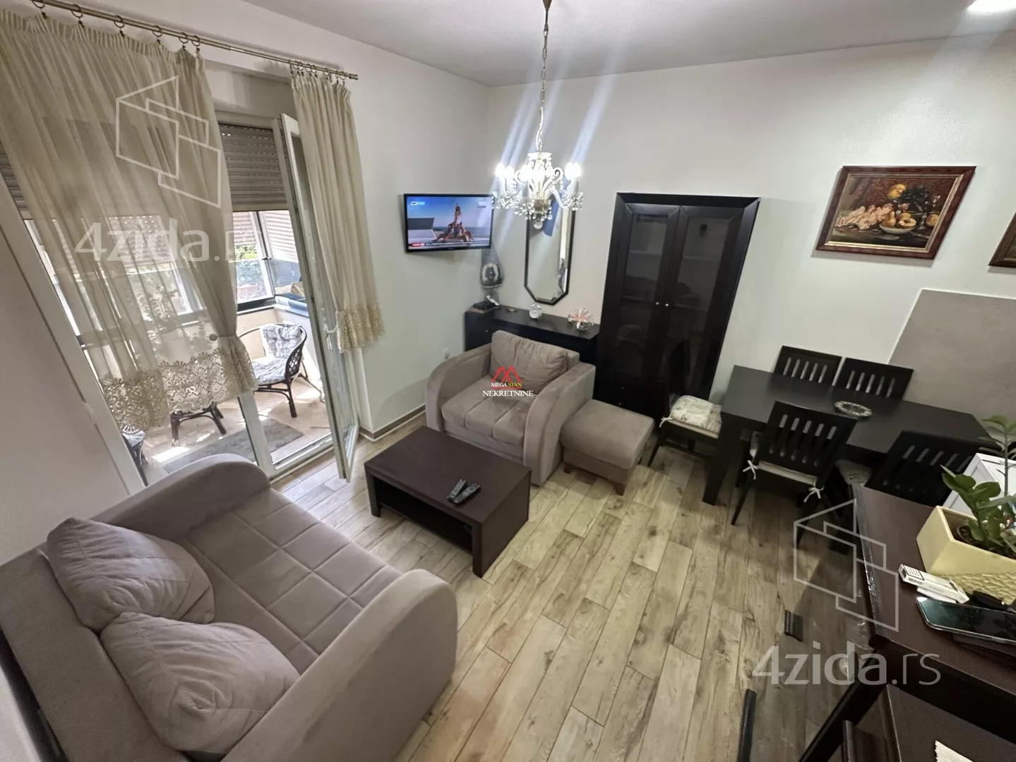 Jednoiposoban stan | 4zida