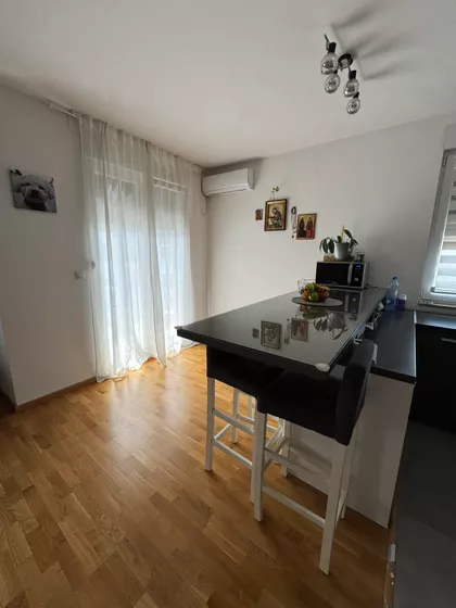 Lipov Gaj | 4zida.rs