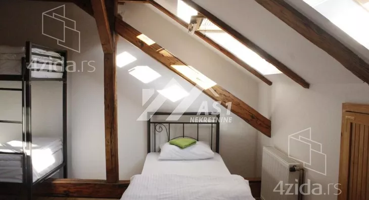 Četvoroiposoban stan | 4zida