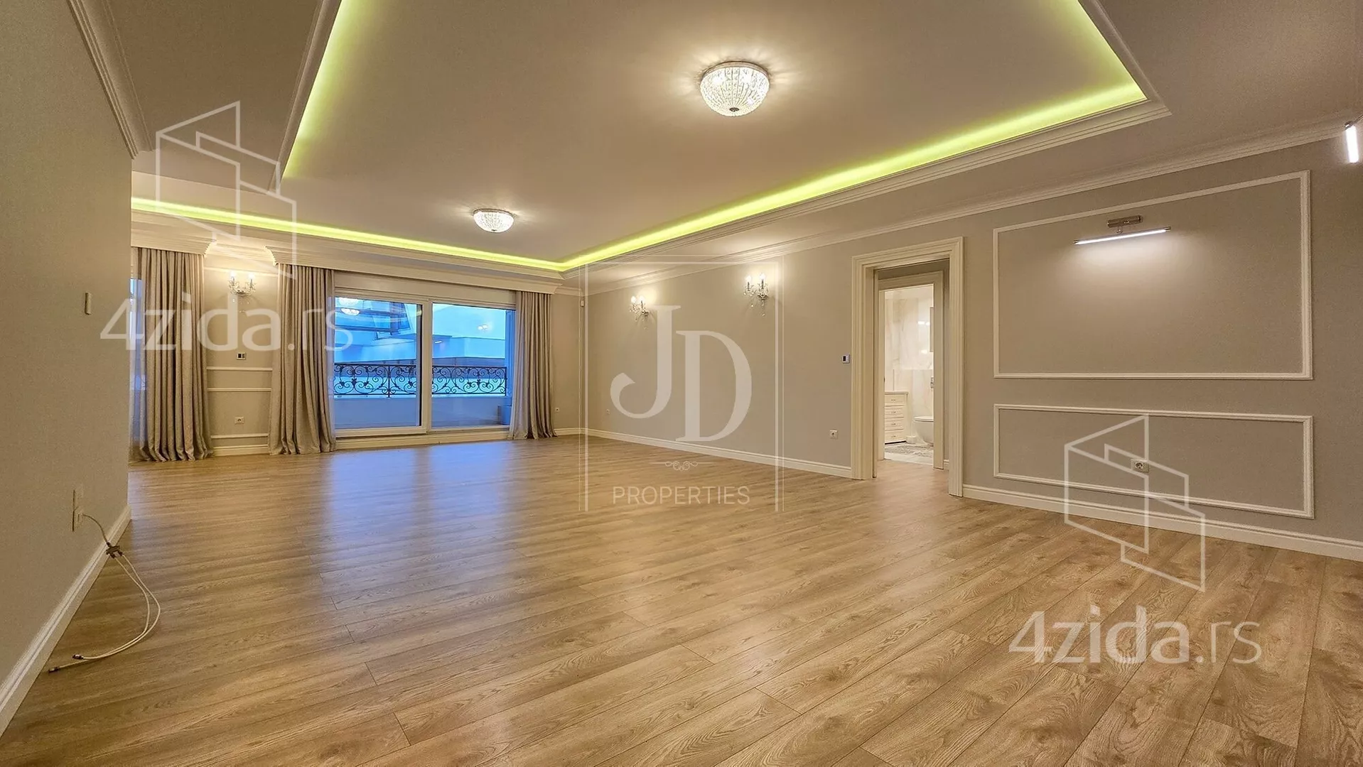 Petosoban stan | 4zida