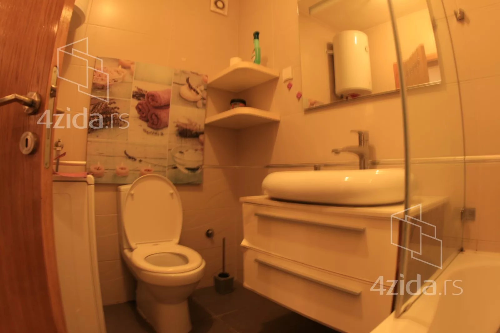 Troiposoban stan | 4zida