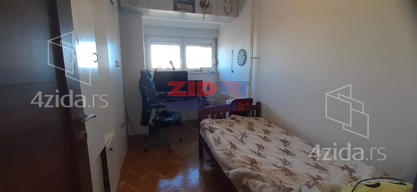 Dvoiposoban stan | 4zida