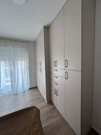Stari Banovci | 4zida.rs