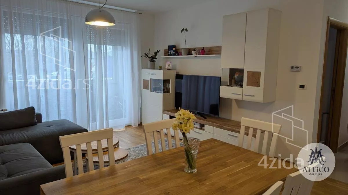 Dvoiposoban stan | 4zida