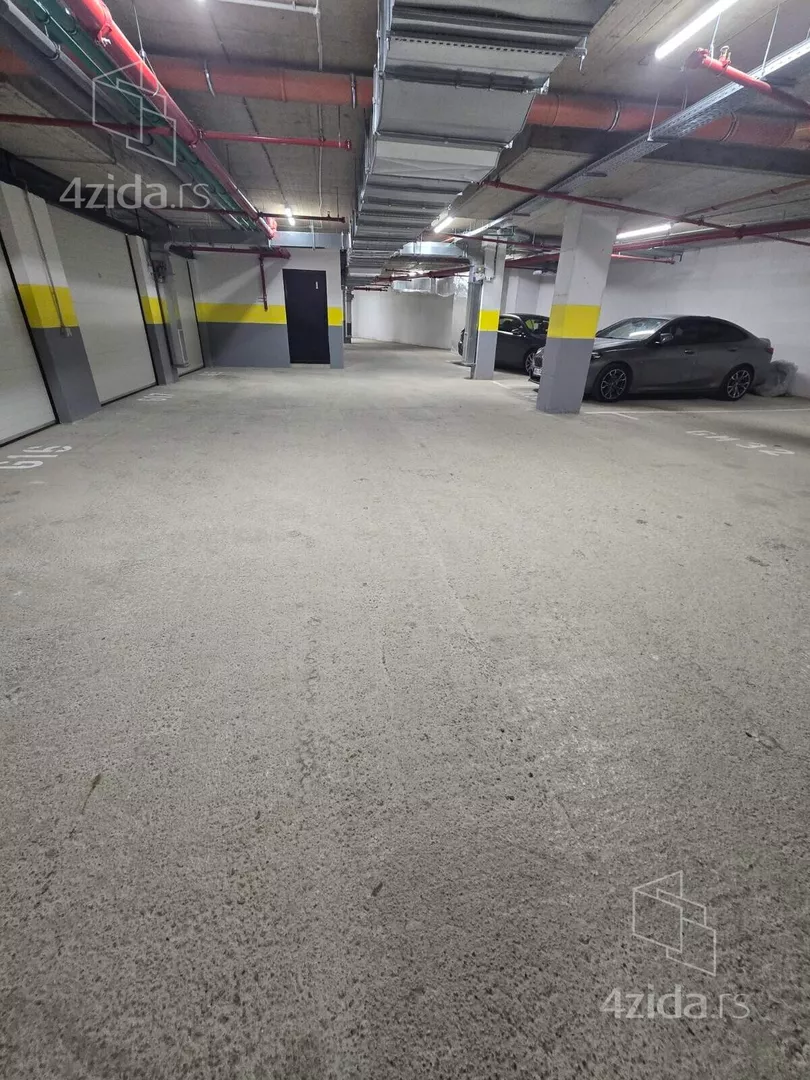 Parking | 4zida