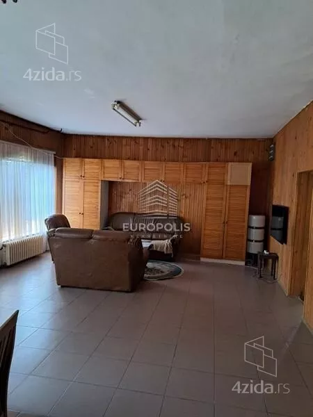 3-etažna kuća | 4zida