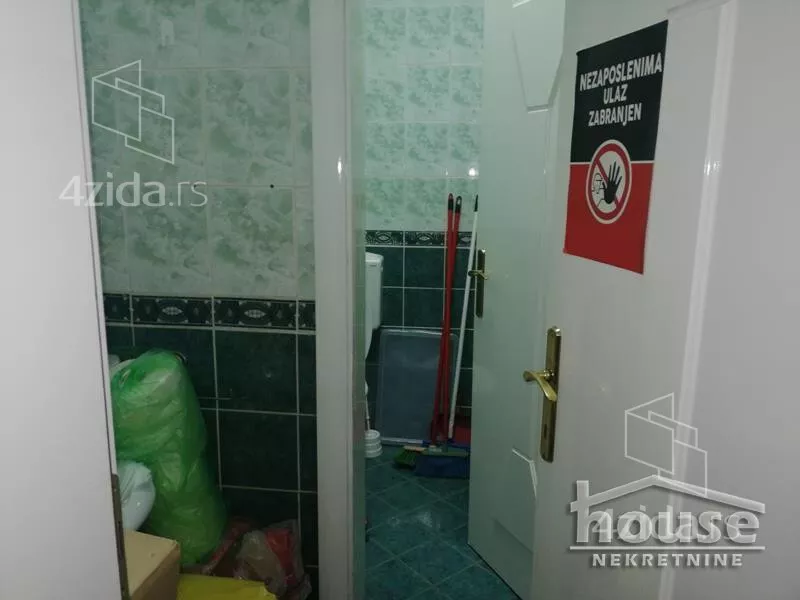 Lokal | 4zida