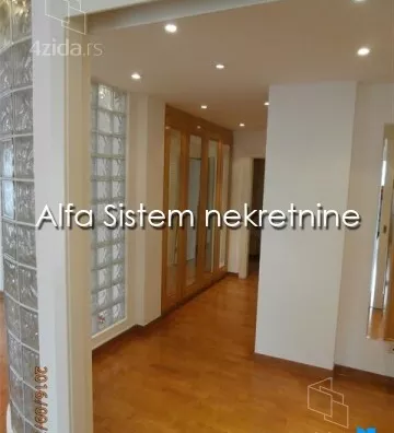 Petosoban stan | 4zida