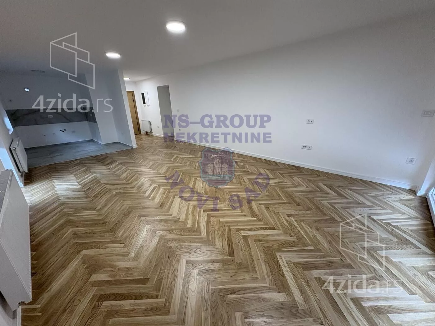 Četvorosoban stan | 4zida