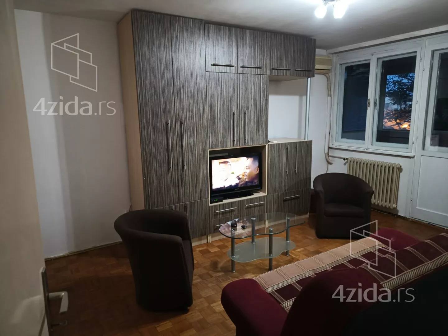Jednoiposoban stan | 4zida