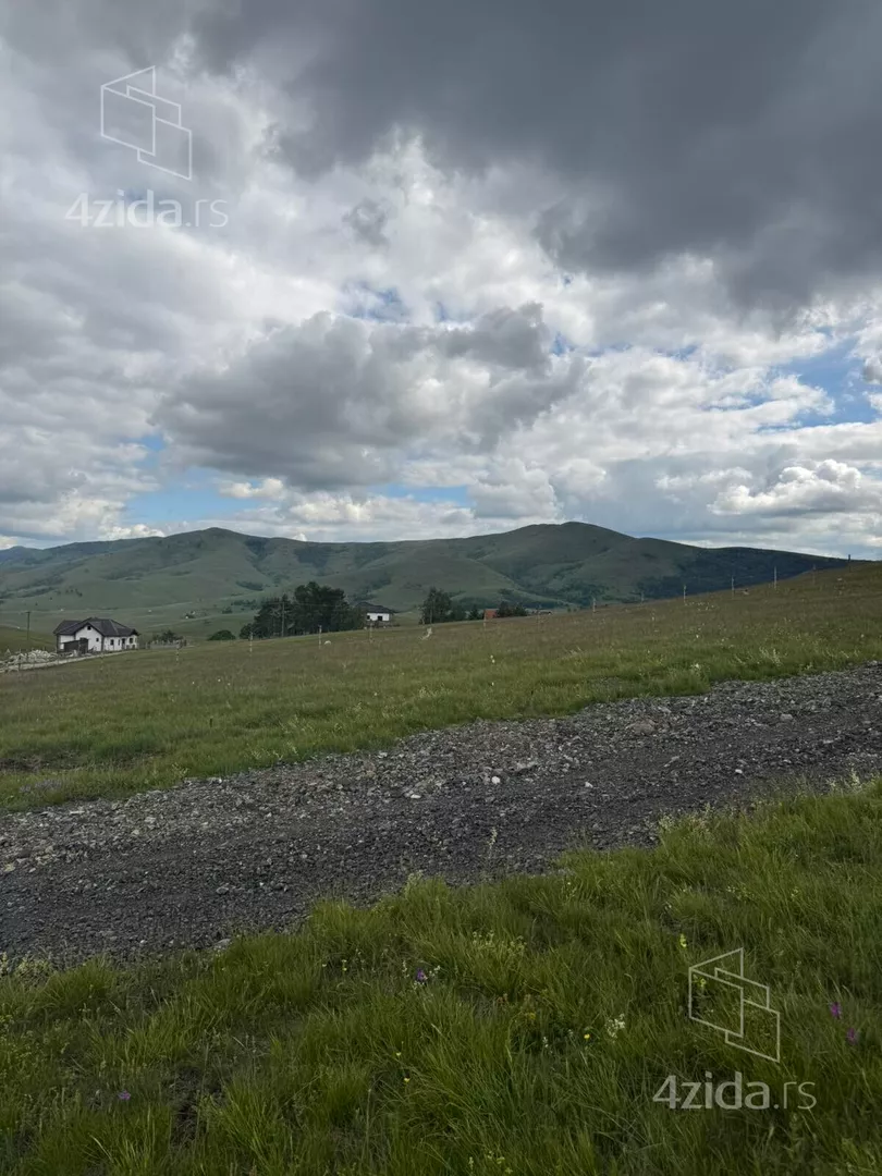 Građevinsko zemljište | 4zida