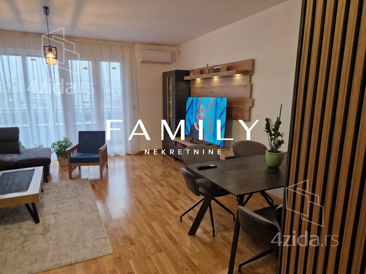 Četvorosoban stan | 4zida