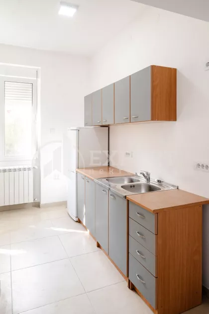 Božidarčeva | 4zida.rs