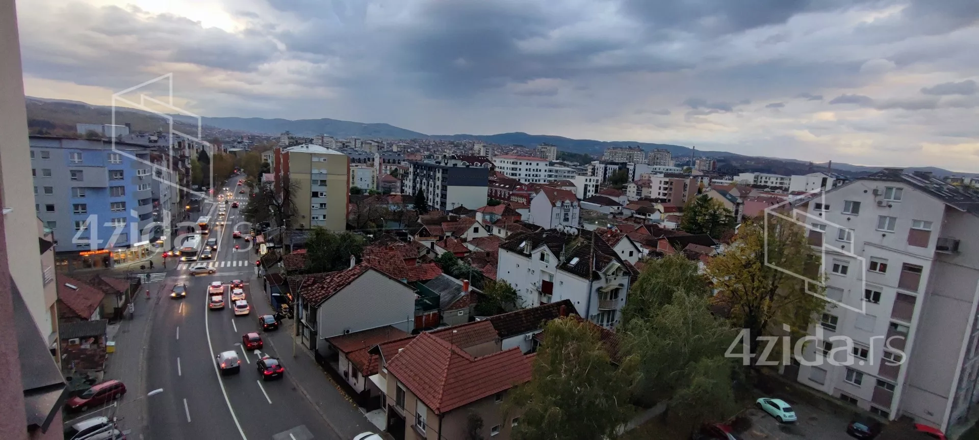 Petosoban stan | 4zida