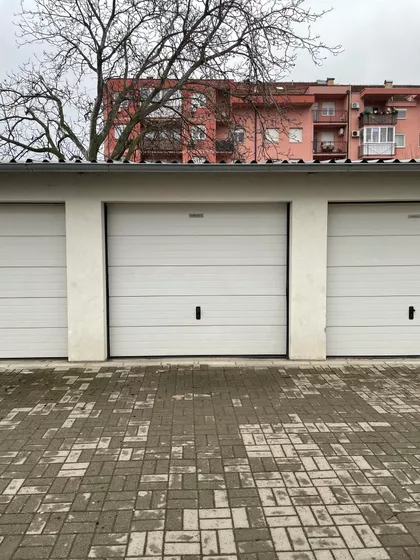 Zlatarićeva 26 | 4zida.rs