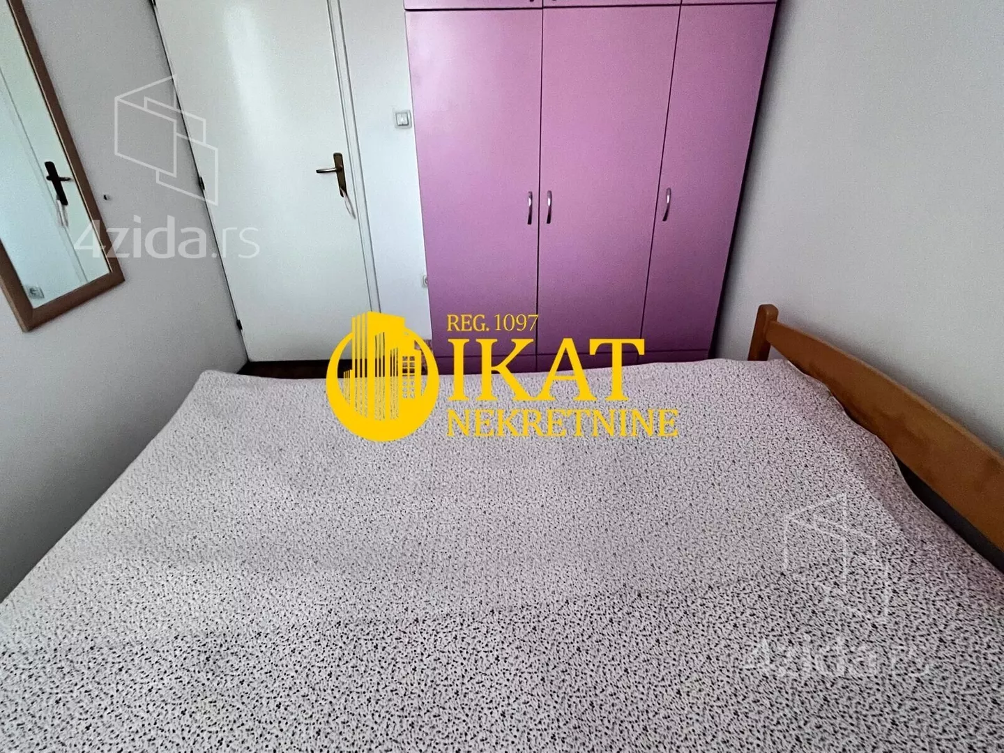 Petosoban stan | 4zida