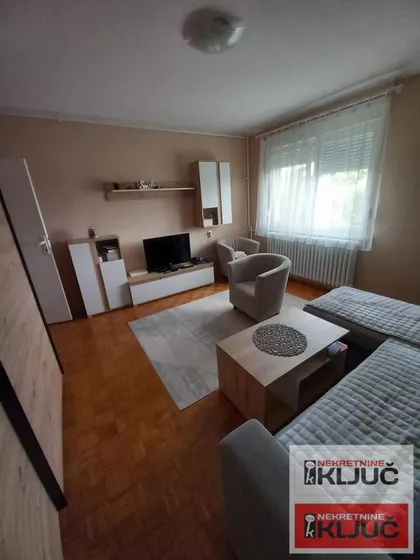 Železnička stanica | 4zida.rs
