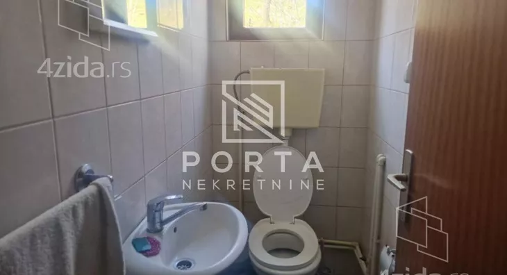 Ugostiteljski objekat | 4zida