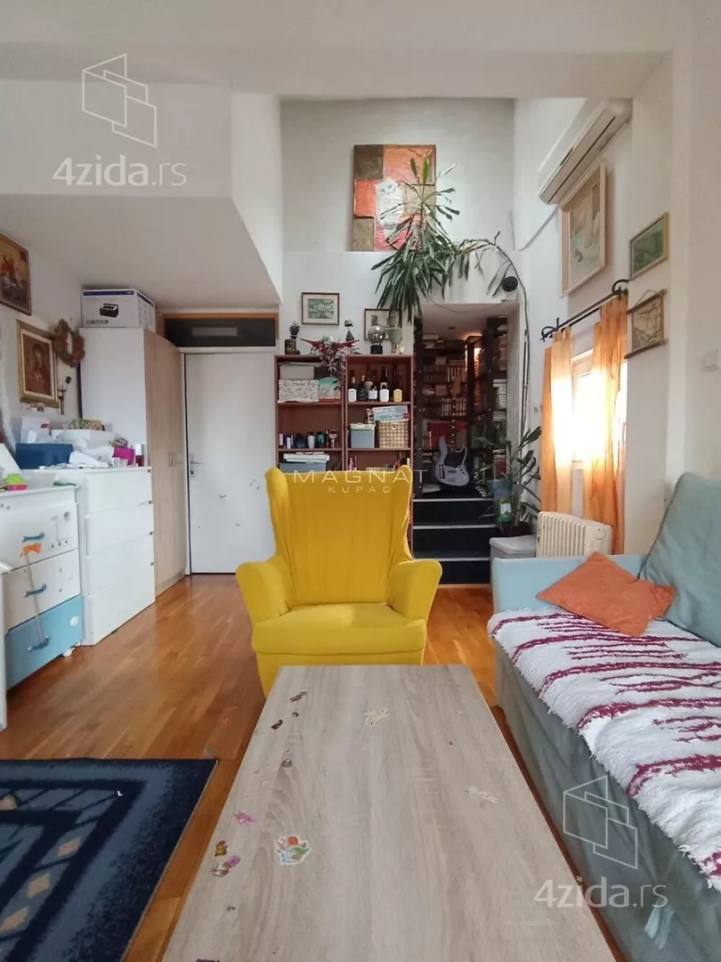 Petosoban stan | 4zida