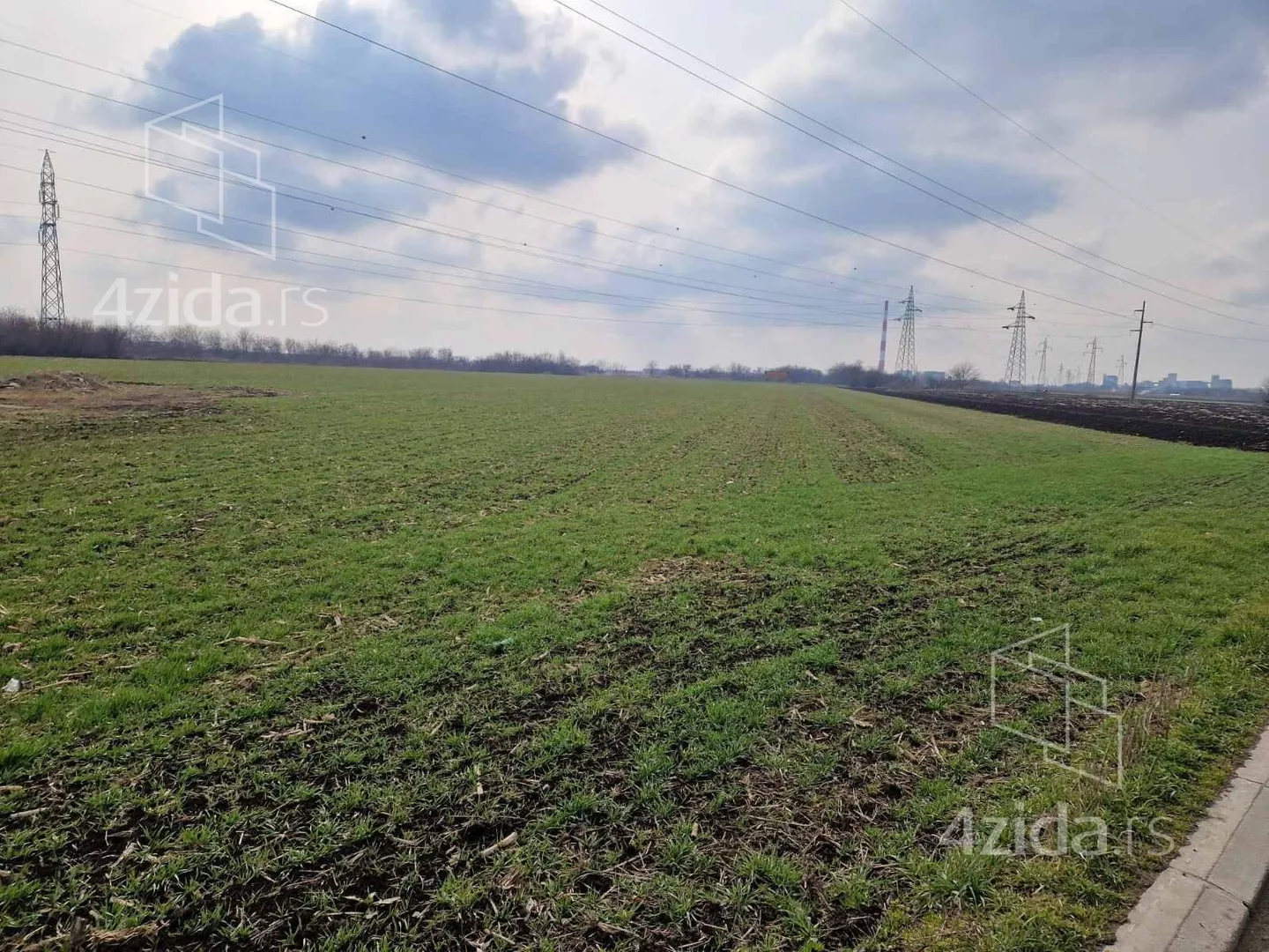 Građevinsko zemljište | 4zida