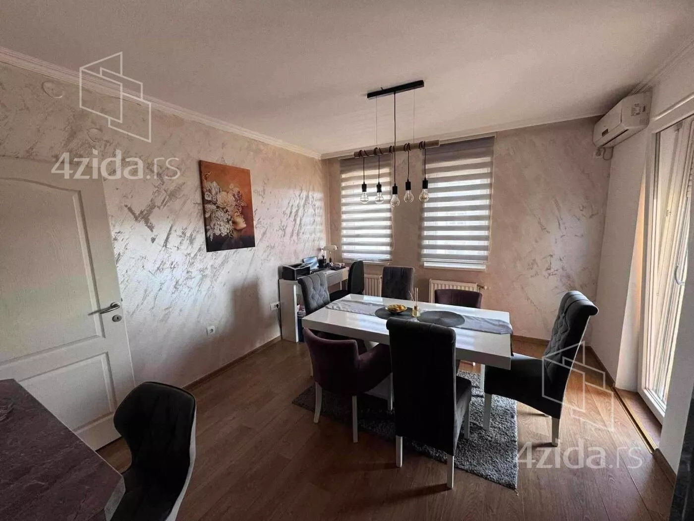 Troiposoban stan | 4zida