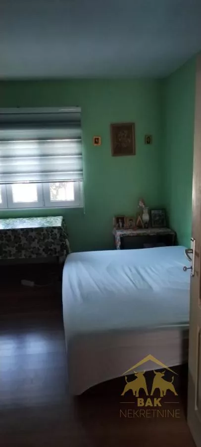 Sremska Kamenica | 4zida.rs
