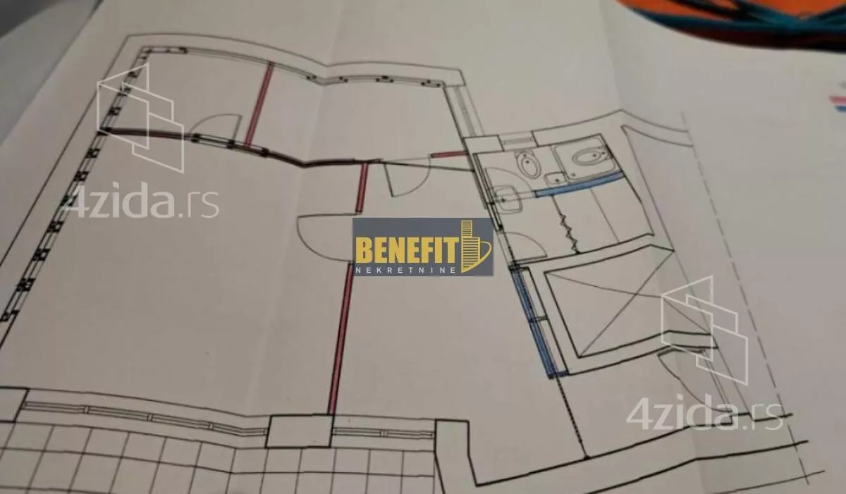 Poslovni prostor | 4zida