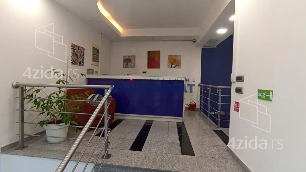Poslovni prostor | 4zida