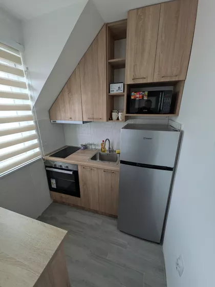 Cara Uroša 15 | 4zida.rs