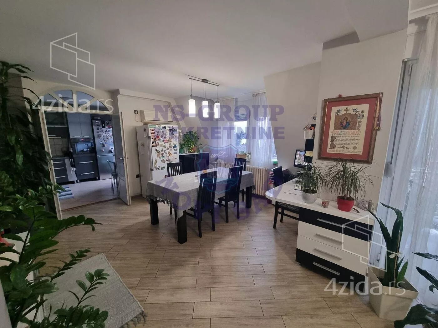 Četvorosoban stan | 4zida