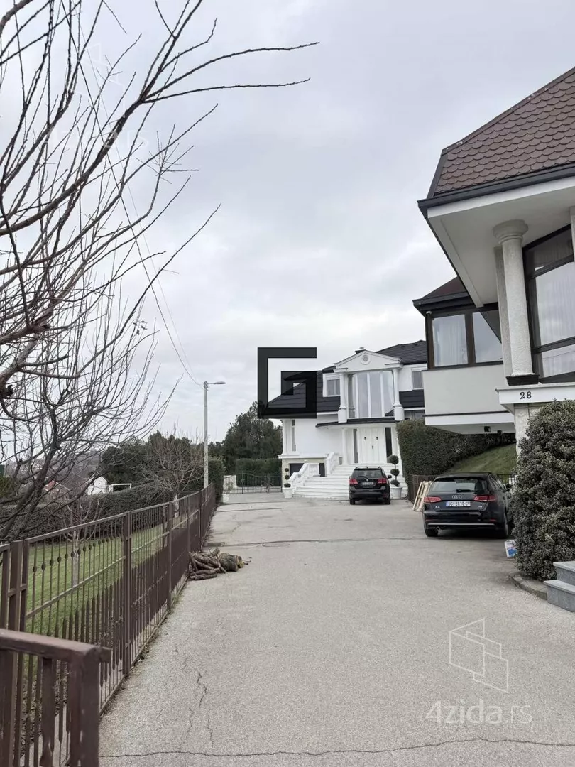 Kuća | 4zida