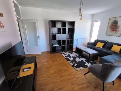 Trg 14. Oktobra | 4zida.rs