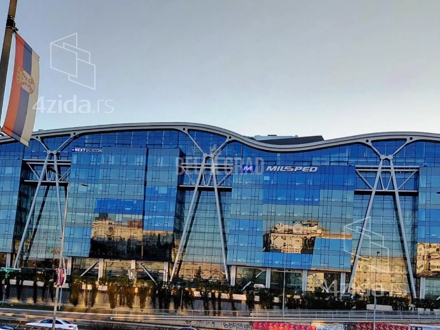 Četvoroiposoban stan | 4zida