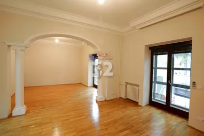 Autokomanda | 4zida.rs