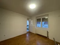 Šestosoban stan | 4zida
