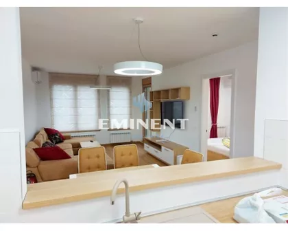 Tadije Sondermajera | 4zida.rs