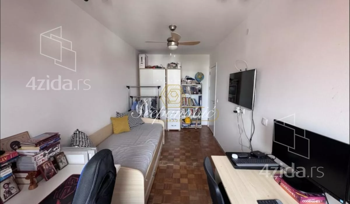 Troiposoban stan | 4zida