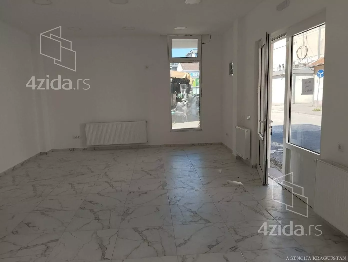 Poslovni prostor | 4zida